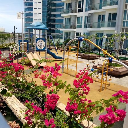 Mactan Newtown 8 Boulevard Deluxe Punta Engaño Екстериор снимка