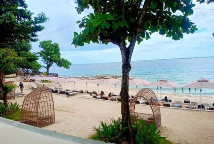 Mactan Newtown 8 Boulevard Deluxe Punta Engaño Екстериор снимка