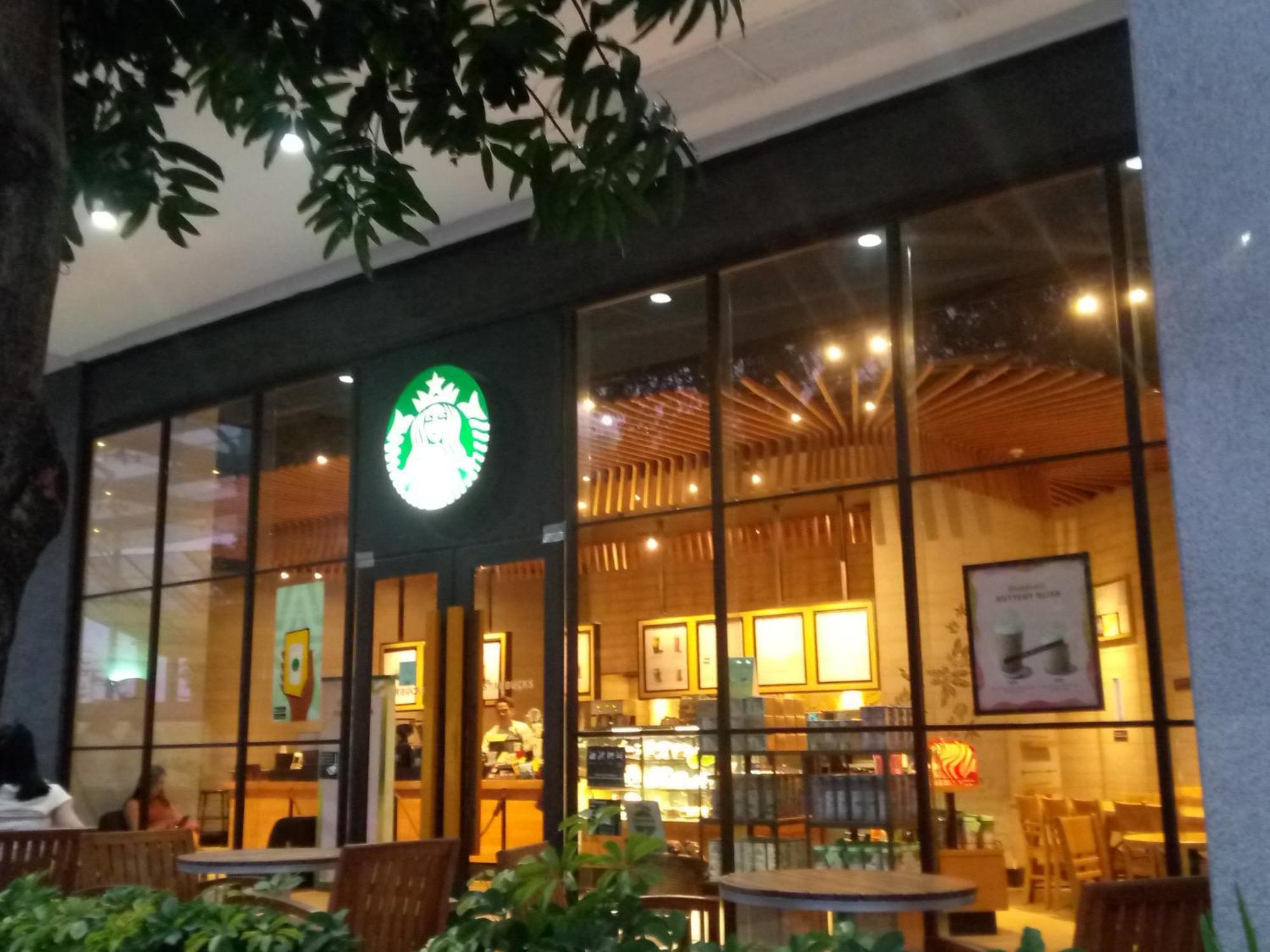 Mactan Newtown 8 Boulevard Deluxe Punta Engaño Екстериор снимка
